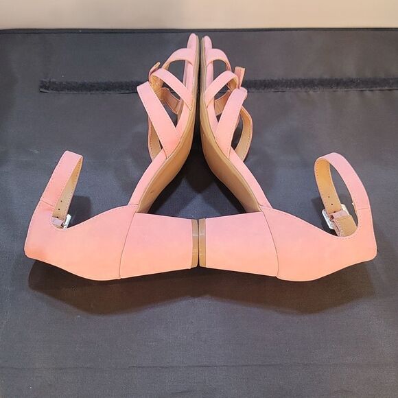 BRAND NEW WHITEMT BOWNOT LOW BLOCK HEEL SANDAL - Picture 6 of 15